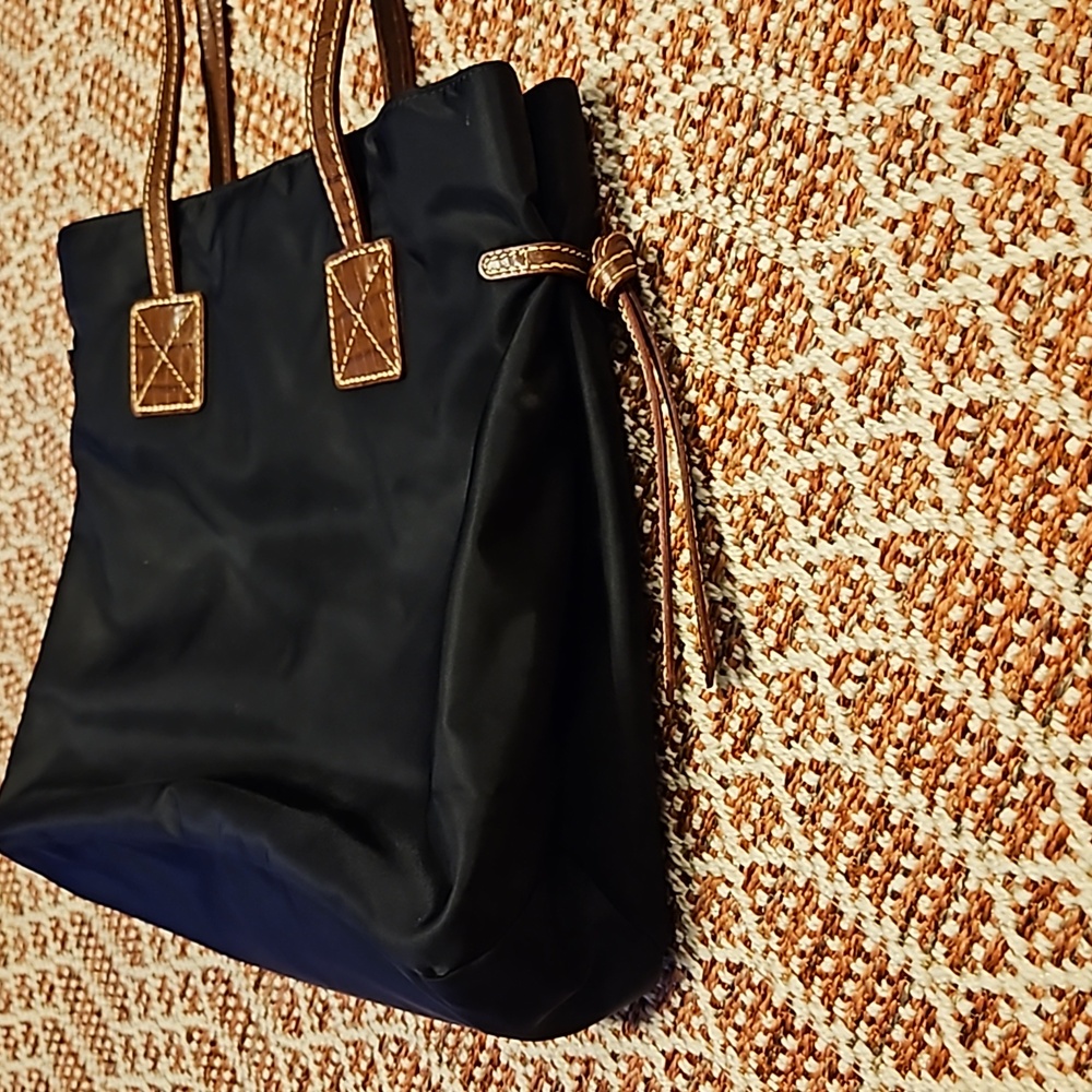 Dooney & Bourke bag - Picture 5 of 6
